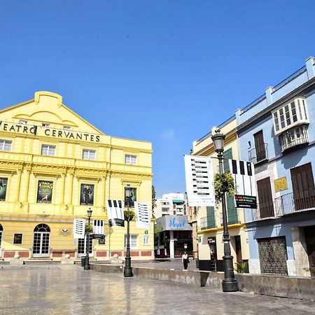 Homely Malaga Loft Gaona Centro Exterior foto