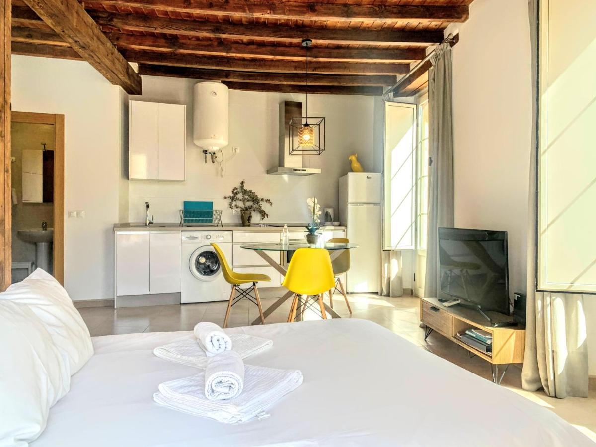 Homely Malaga Loft Gaona Centro Exterior foto