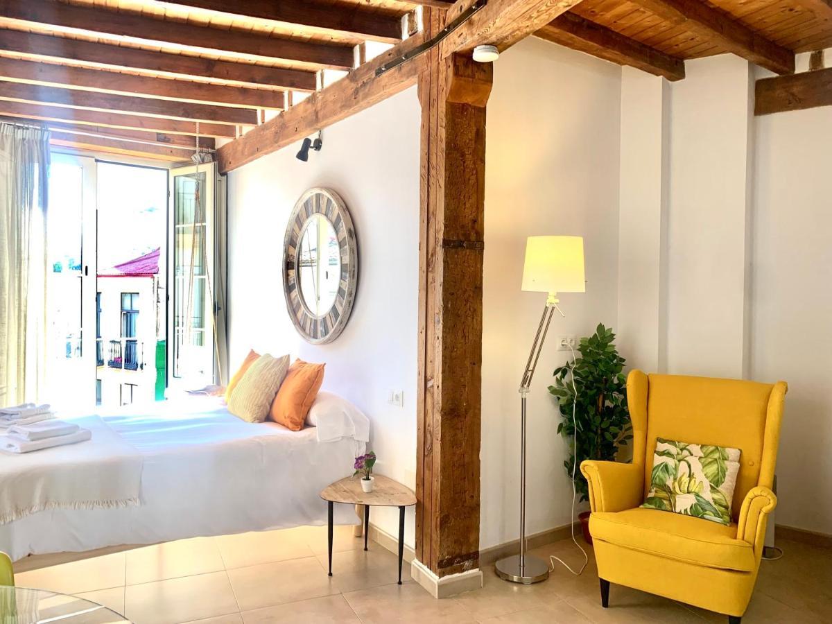 Homely Malaga Loft Gaona Centro Exterior foto
