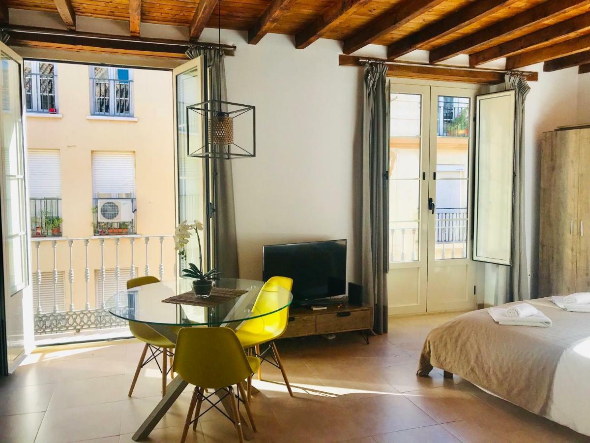 Homely Malaga Loft Gaona Centro Exterior foto
